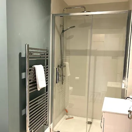 Tatil Evi 4 Bed House Sleeps 7 - Parking Garden Wifi Killarney